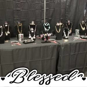 Meet your Posher, Frances